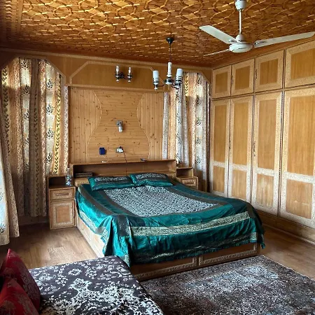 Taha Inn Home Comfort Srinagar  Exterior photo
