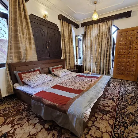 Taha Inn Home Comfort Srinagar  Exterior photo